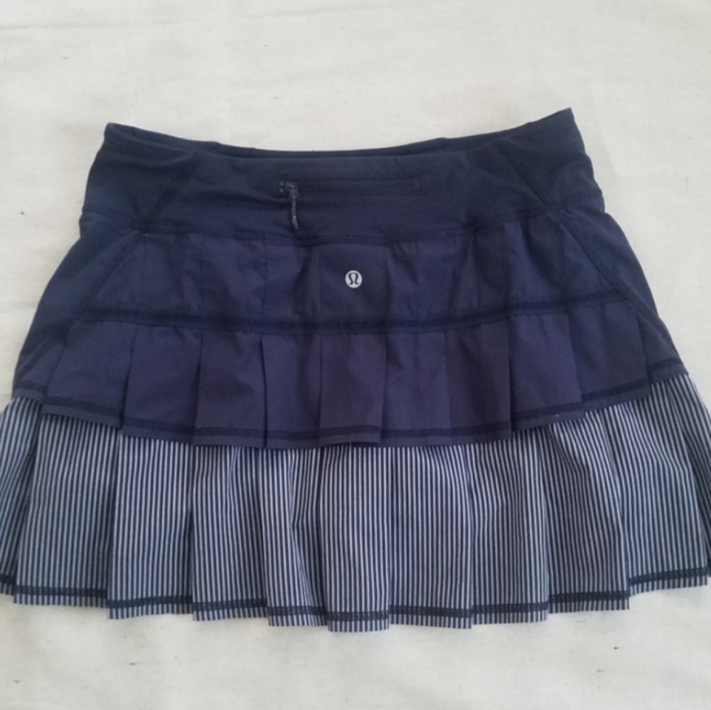 Regular size 10 midnight iris striped pace setter skirt